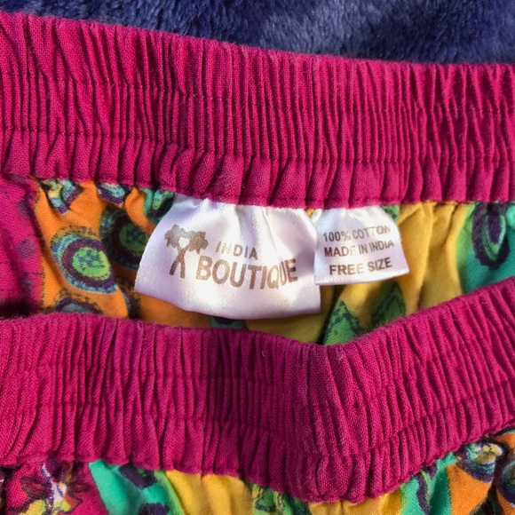 Colorful Pattern Skirt - Picture 3 of 3